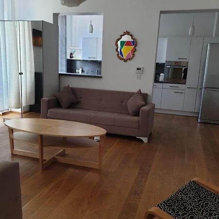 Deluxe Apartment 5P Mm เวียนนา ภายนอก รูปภาพ