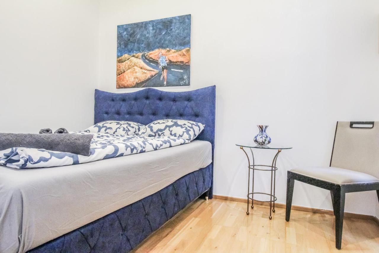 Deluxe Apartment 5P Mm เวียนนา ภายนอก รูปภาพ